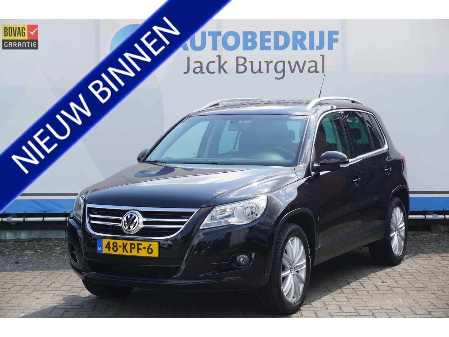 Volkswagen Tiguan (2010) — foto 1