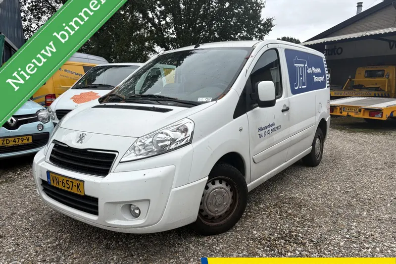 Peugeot Expert (2015)