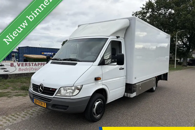 Mercedes-Benz Sprinter (2002)