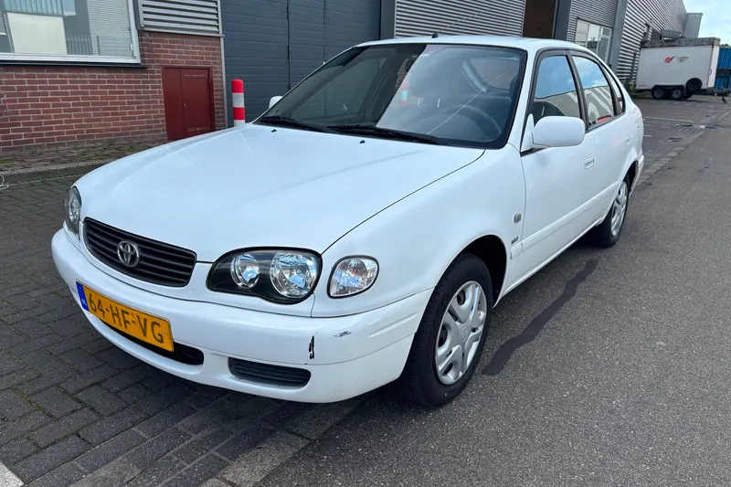Toyota Corolla (2001)