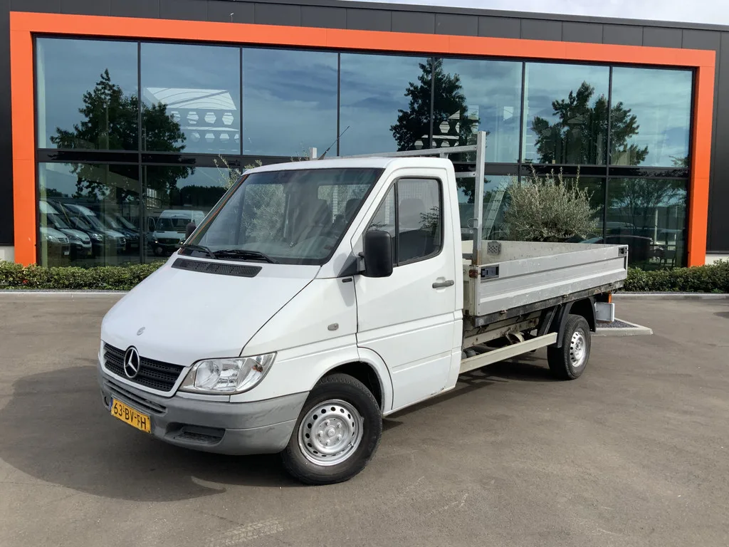 Mercedes-Benz Sprinter (2005) — foto 1