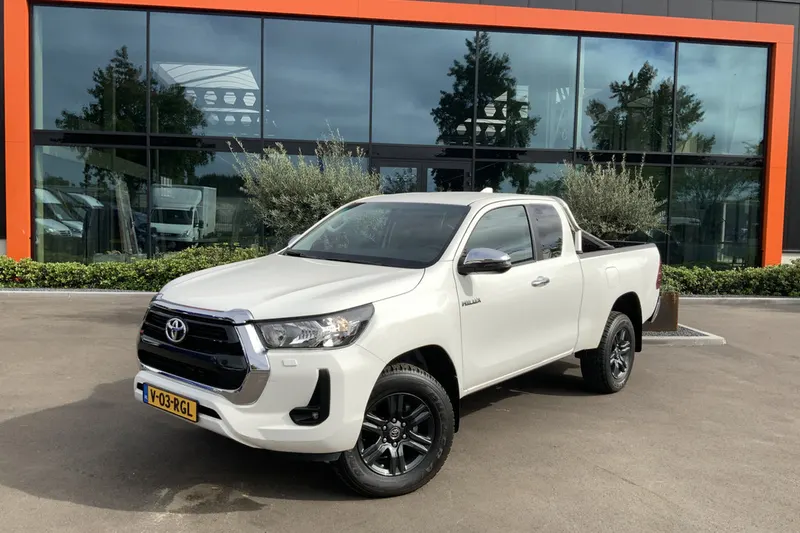 Toyota Hilux (2022)