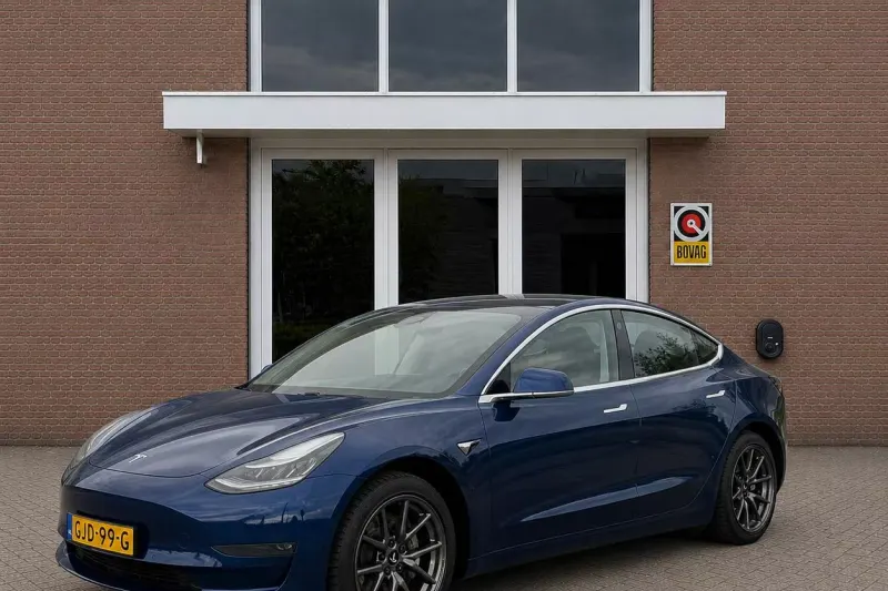 Tesla Model 3 (2020)