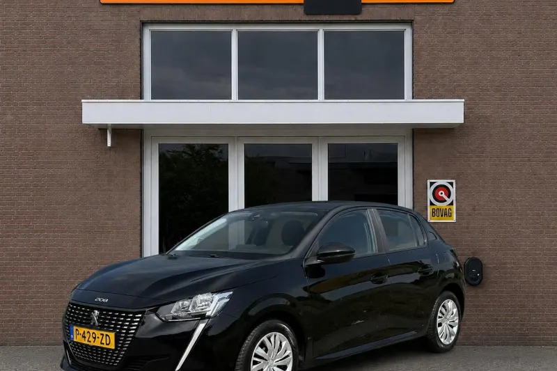 Peugeot 208 (2022)