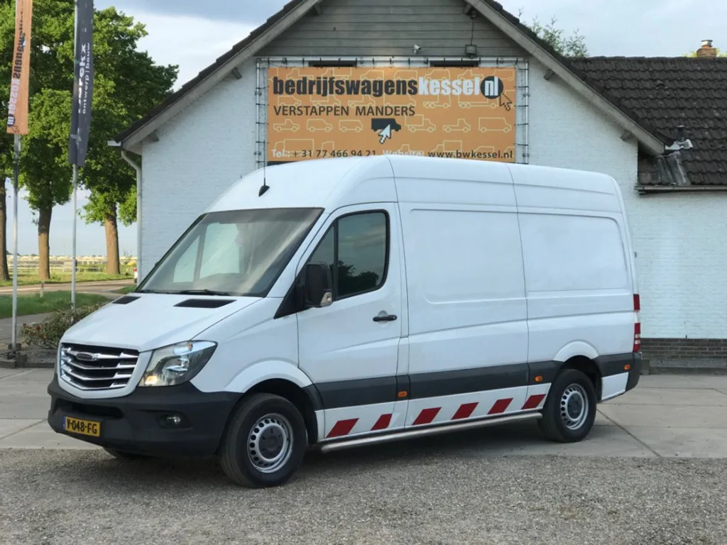 Mercedes-Benz Sprinter (2017) — foto 1