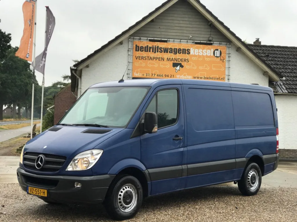 Mercedes-Benz Sprinter (2011) — foto 1
