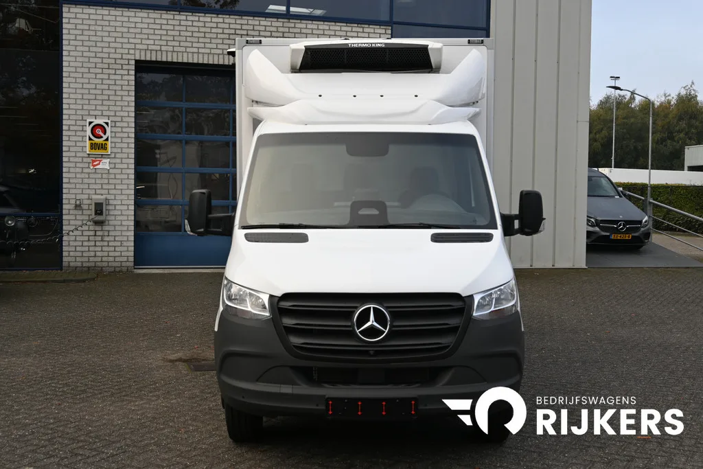 Mercedes-Benz Sprinter (2024) — foto 1