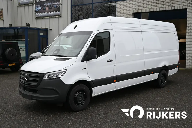 Mercedes-Benz eSprinter (2026)