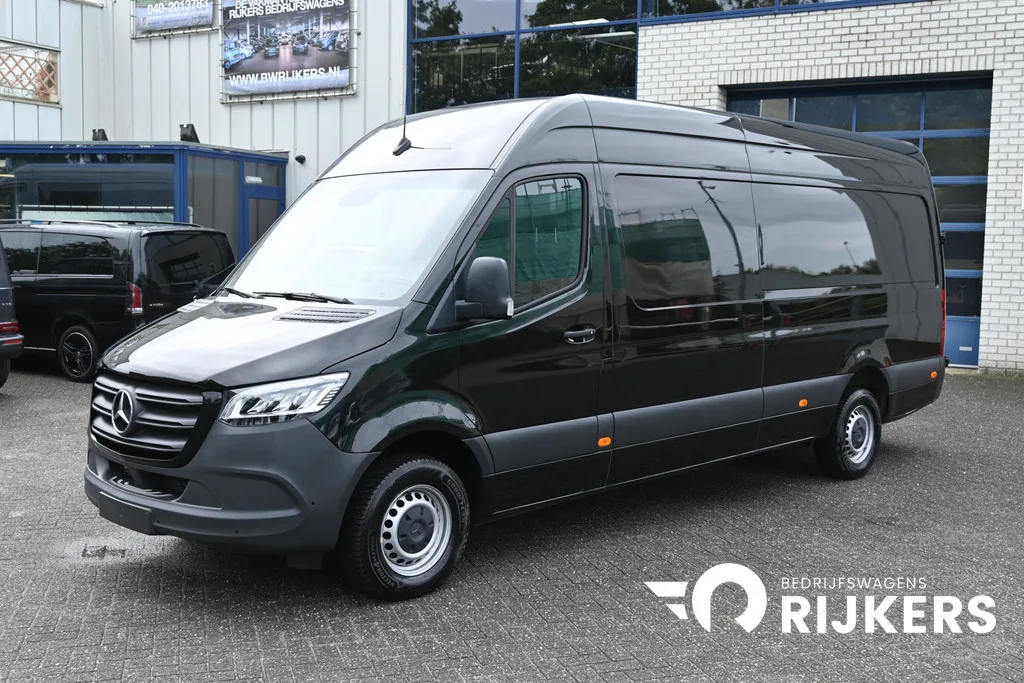 Mercedes-Benz Sprinter (2024) — foto 1