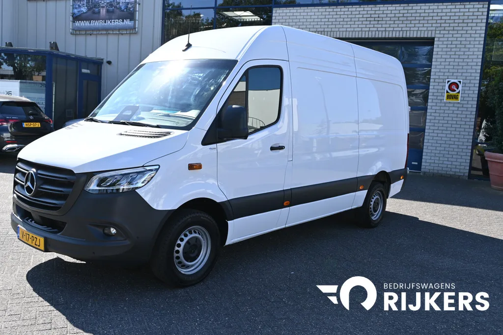 Mercedes-Benz Sprinter (2024) — foto 1