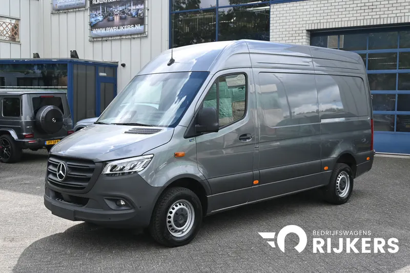 Mercedes-Benz Sprinter (2024)