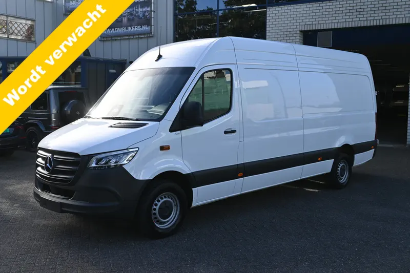 Mercedes-Benz Sprinter (2024)