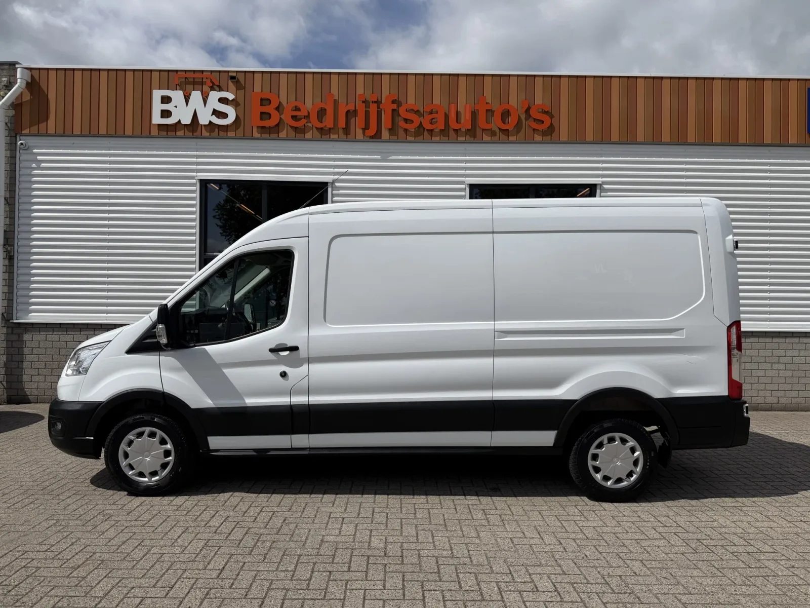 Ford Transit (2021) — foto 1