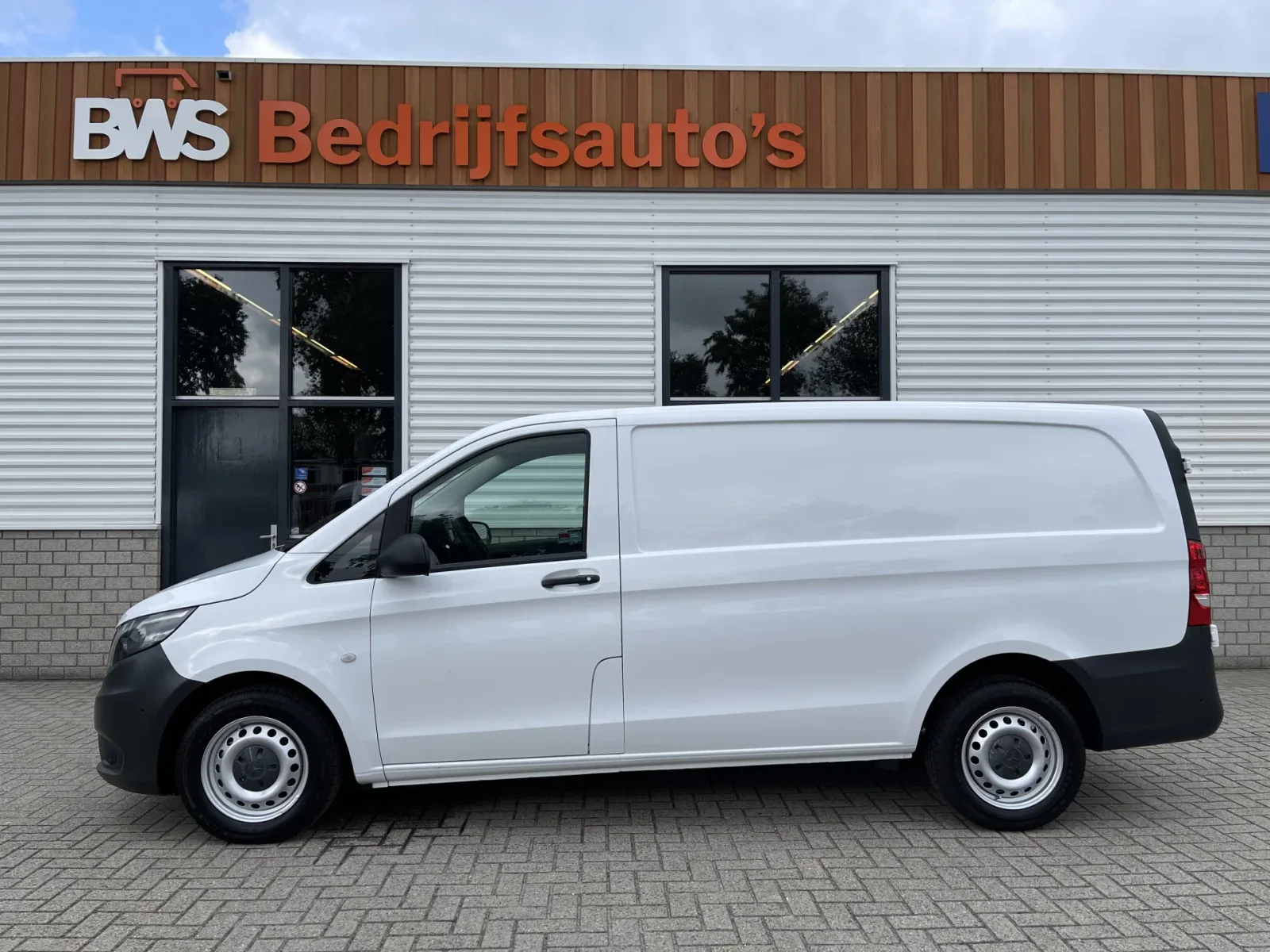 Mercedes-Benz Vito (2017) — foto 1