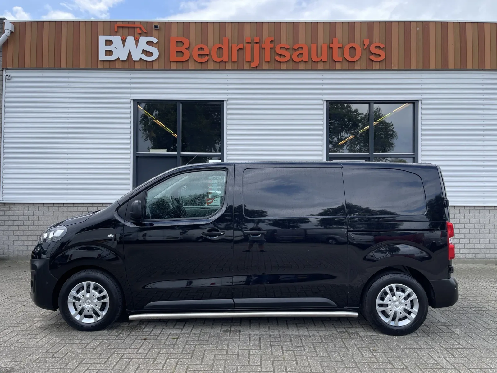 Opel Vivaro (2021) — foto 1