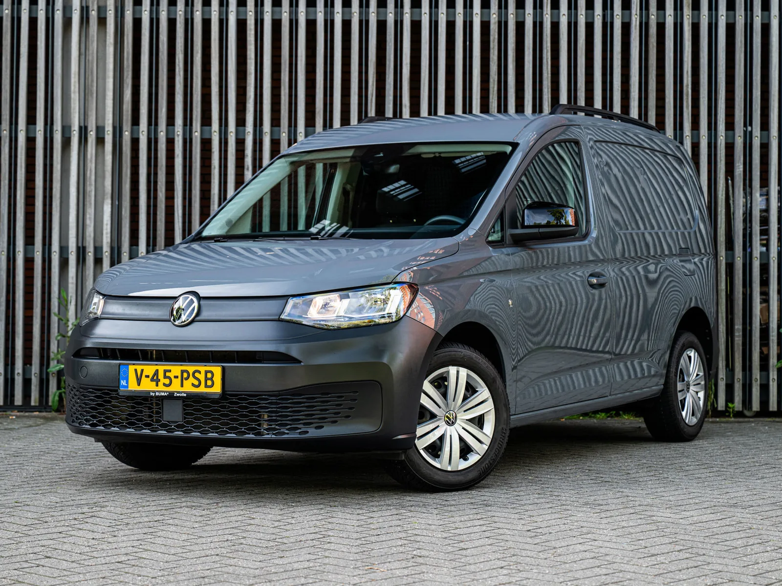 Volkswagen Caddy (2022) — foto 1