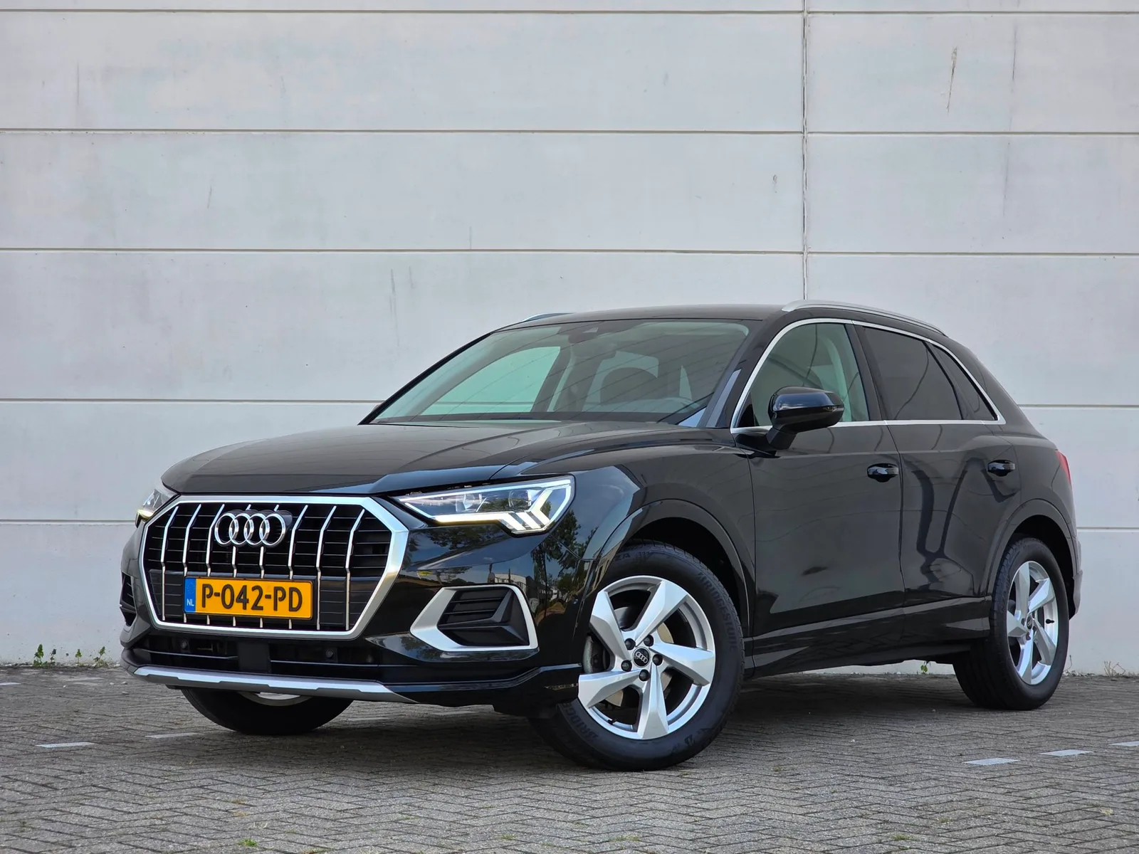 Audi Q3 (2022) — foto 1