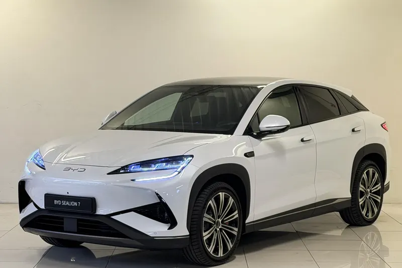 BYD SEALION 7 (2026)