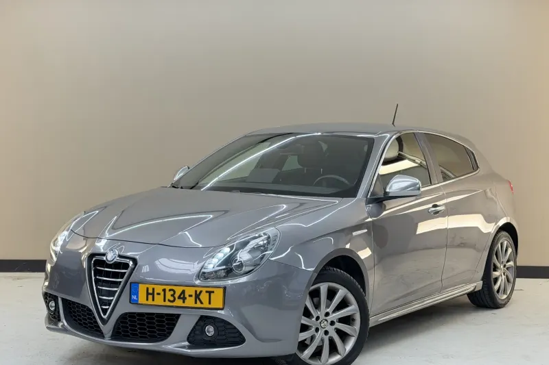 Alfa Romeo Giulietta (2011)