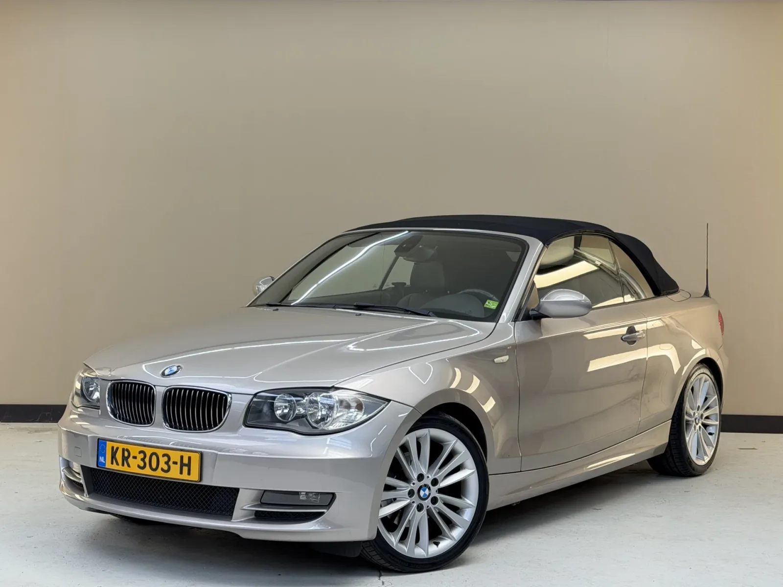 BMW 1-Serie (2009) — foto 1