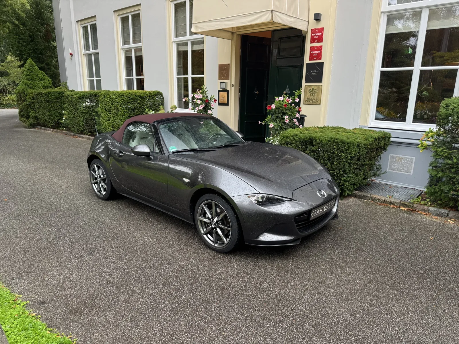Mazda MX-5 (2021) — foto 1