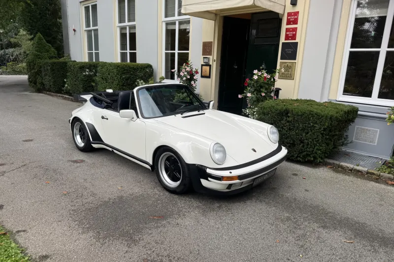Porsche 911 (1988)