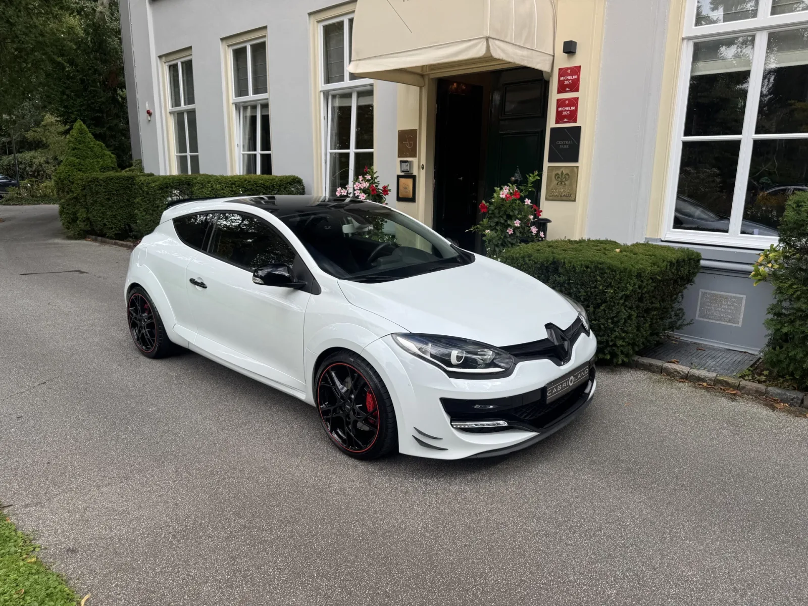 Renault Mégane (2014) — foto 1