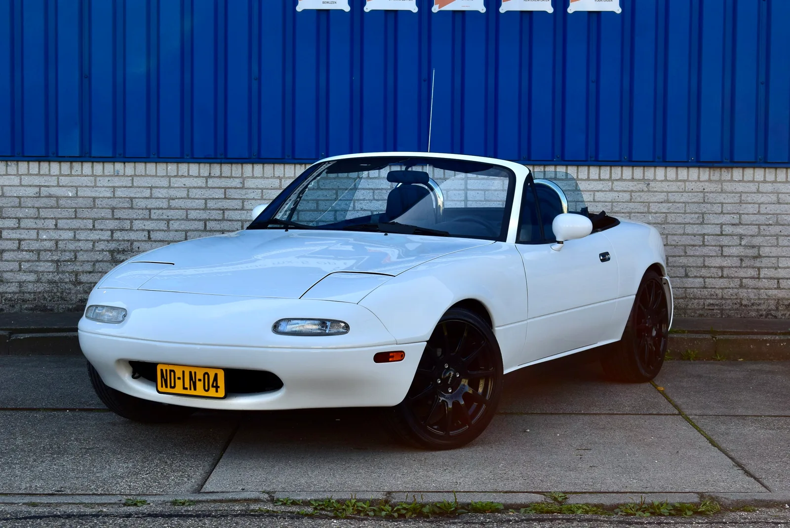 Mazda MX-5 (1990) — foto 1