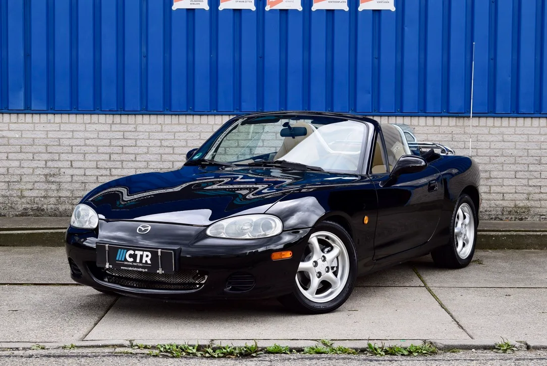 Mazda MX-5 (2001) — foto 1