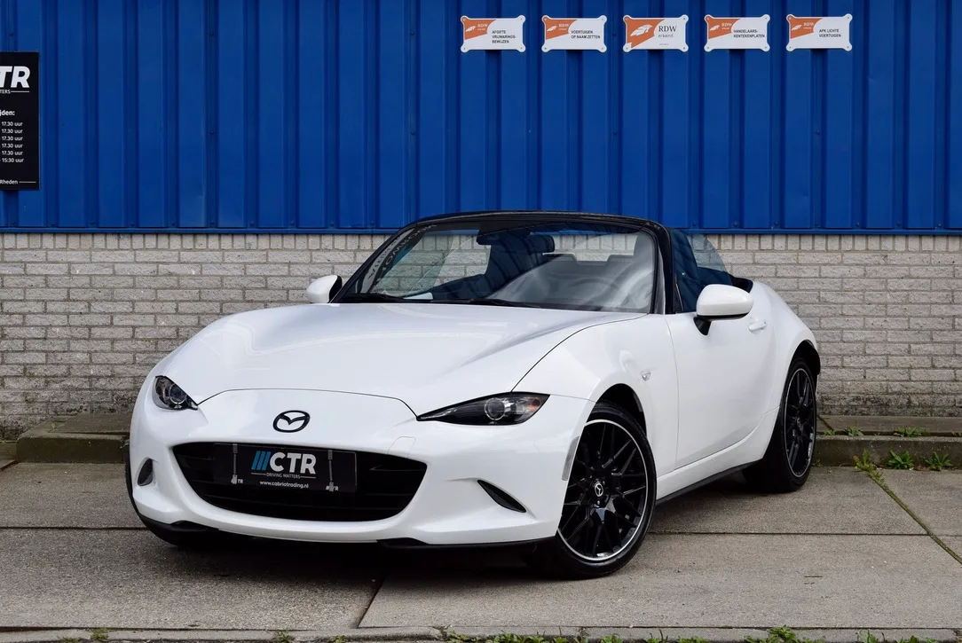 Mazda MX-5 (2022) — foto 1