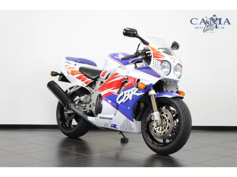 Honda CBR 900 RR Fireblade (1992) — foto 1