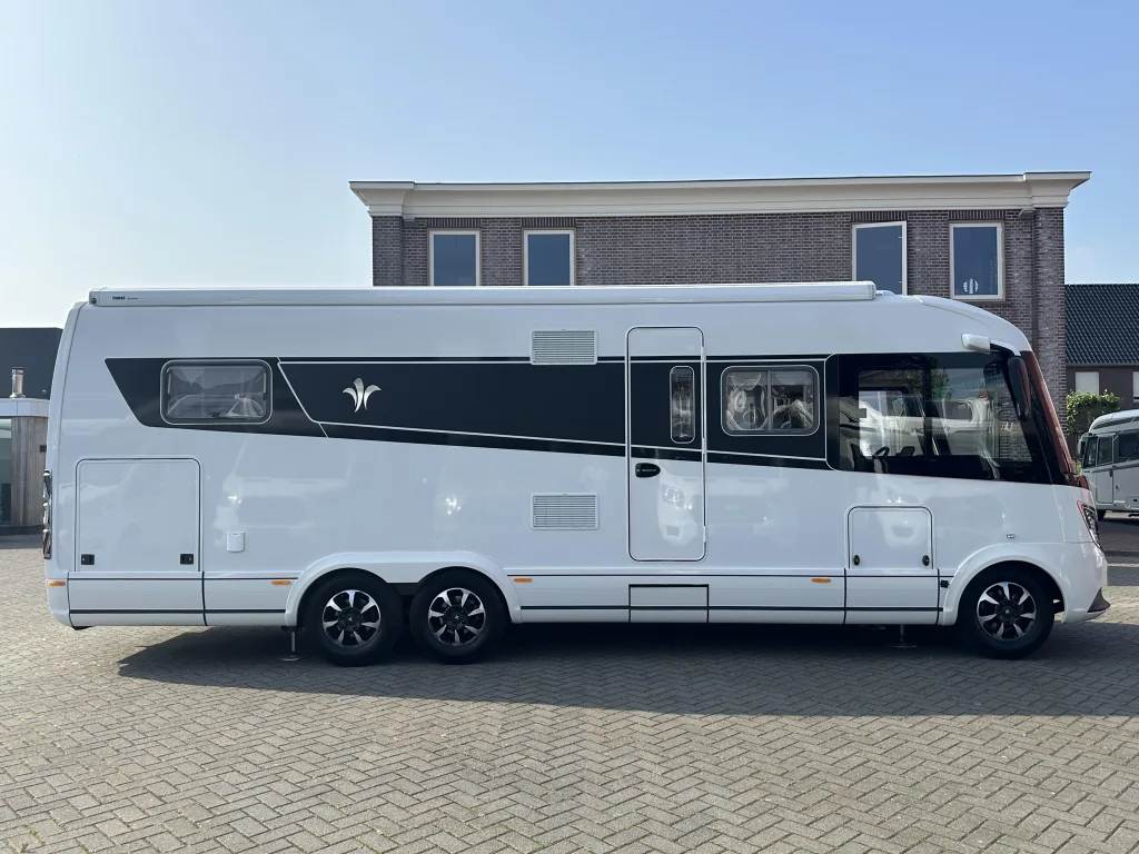 Niesmann+Bischoff Arto (2019) — foto 1