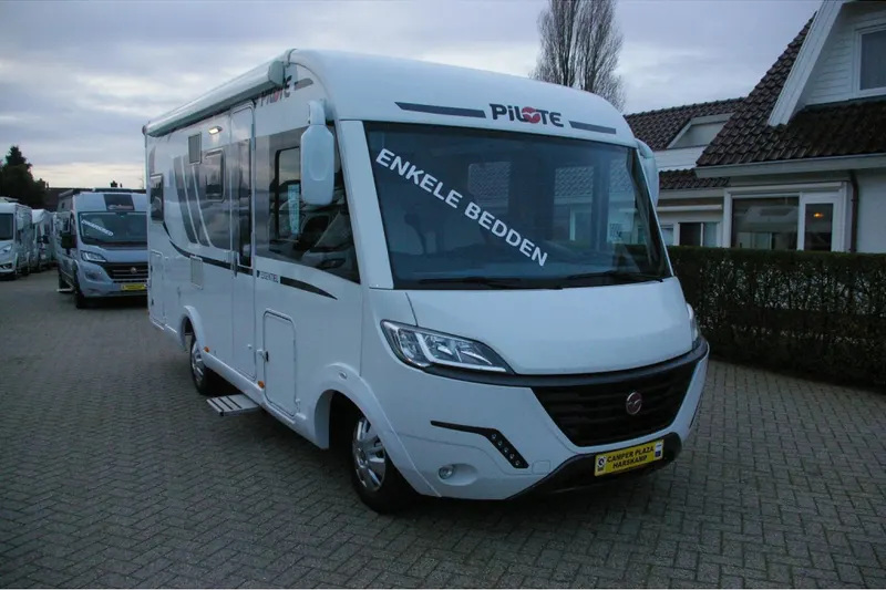 Pilote Essentiel (2016)