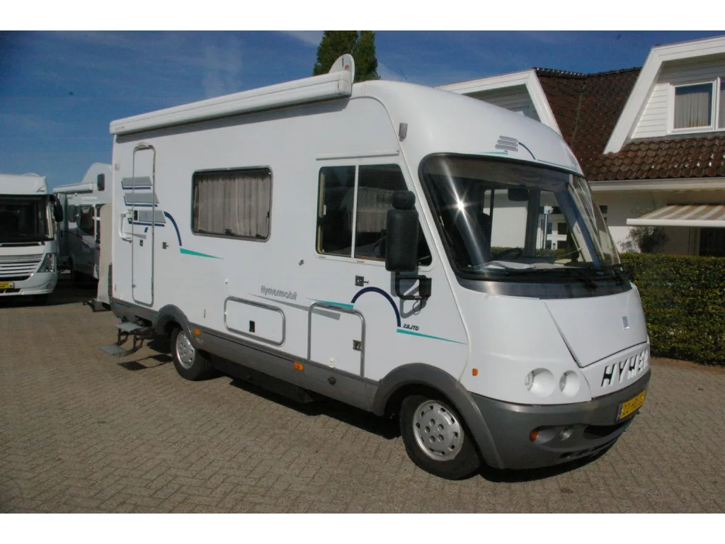 Hymer B-Klasse (2001) — foto 1