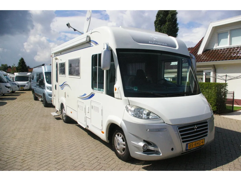 Autostar Aryal (2011) — foto 1
