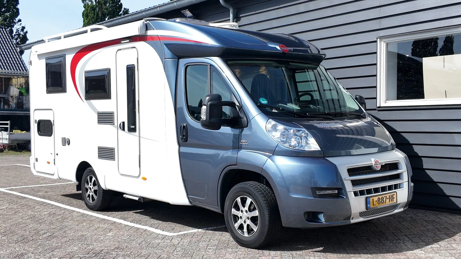 Bürstner Travel Van (2013) — foto 1