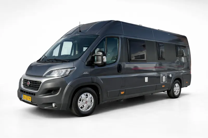 Adria Twin (2015)