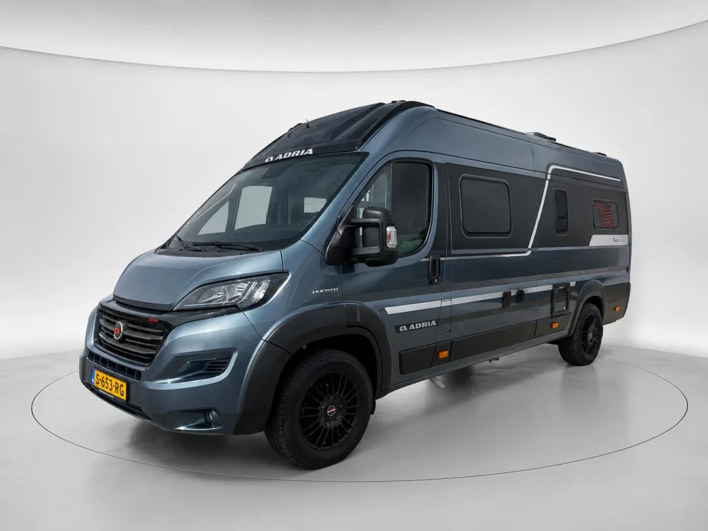 Adria Twin (2020) — foto 1