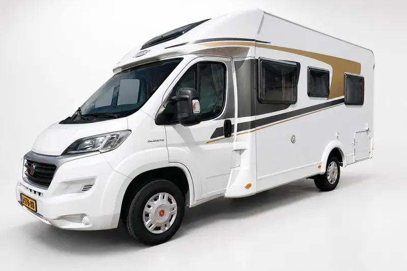 Carado T 348 (2015)