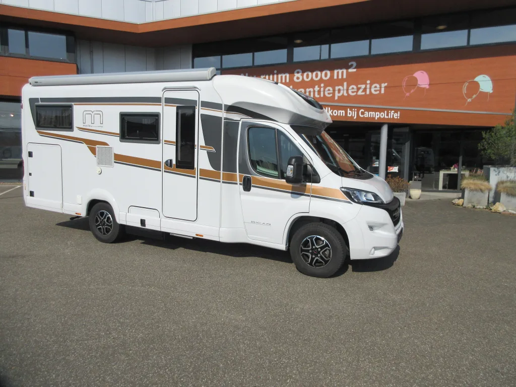 Malibu T 430 (2024) — foto 1