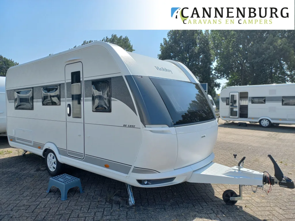 Hobby De Luxe (2026) — foto 1