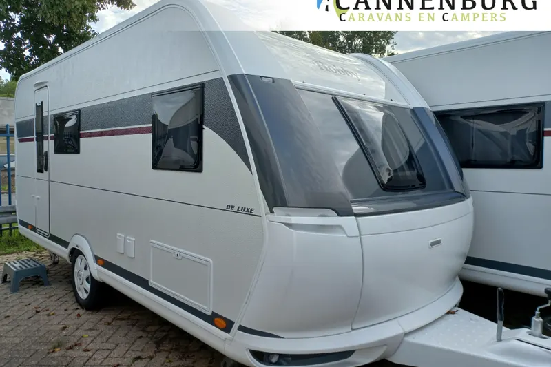 Hobby De Luxe (2027)