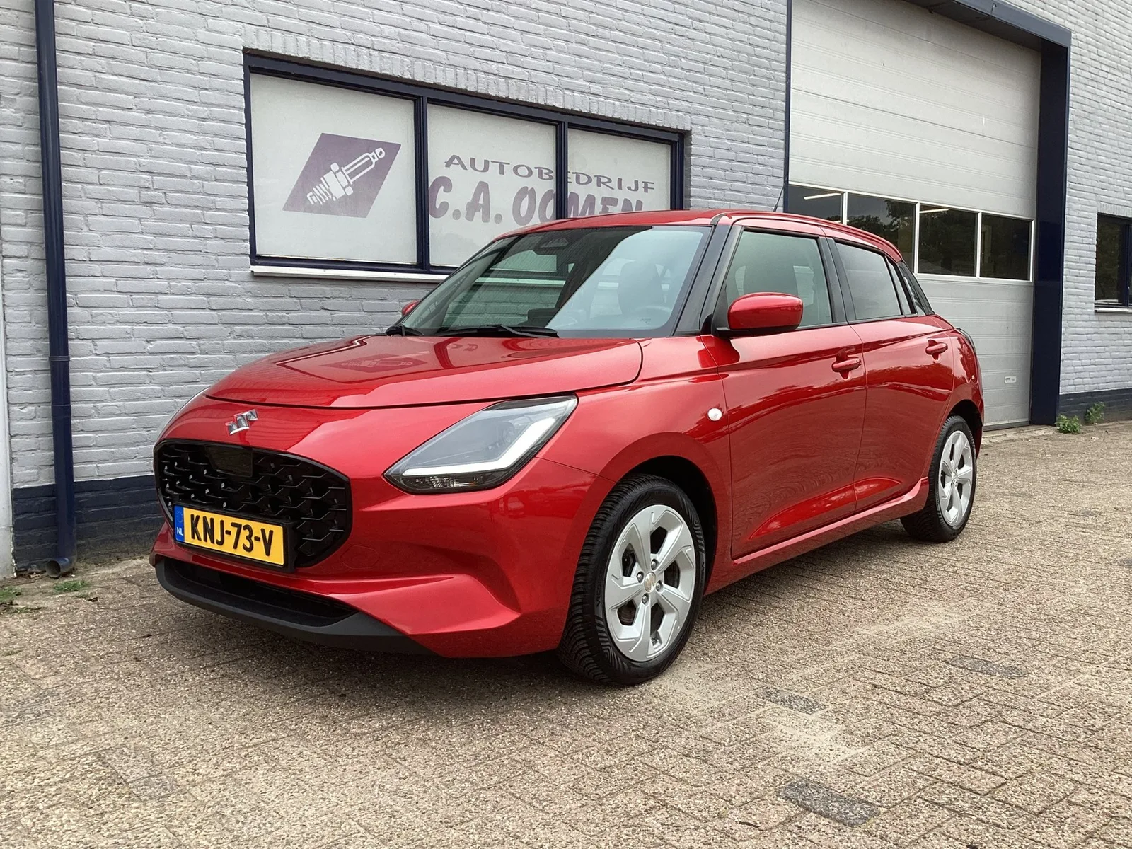 Suzuki Swift (2025) — foto 1