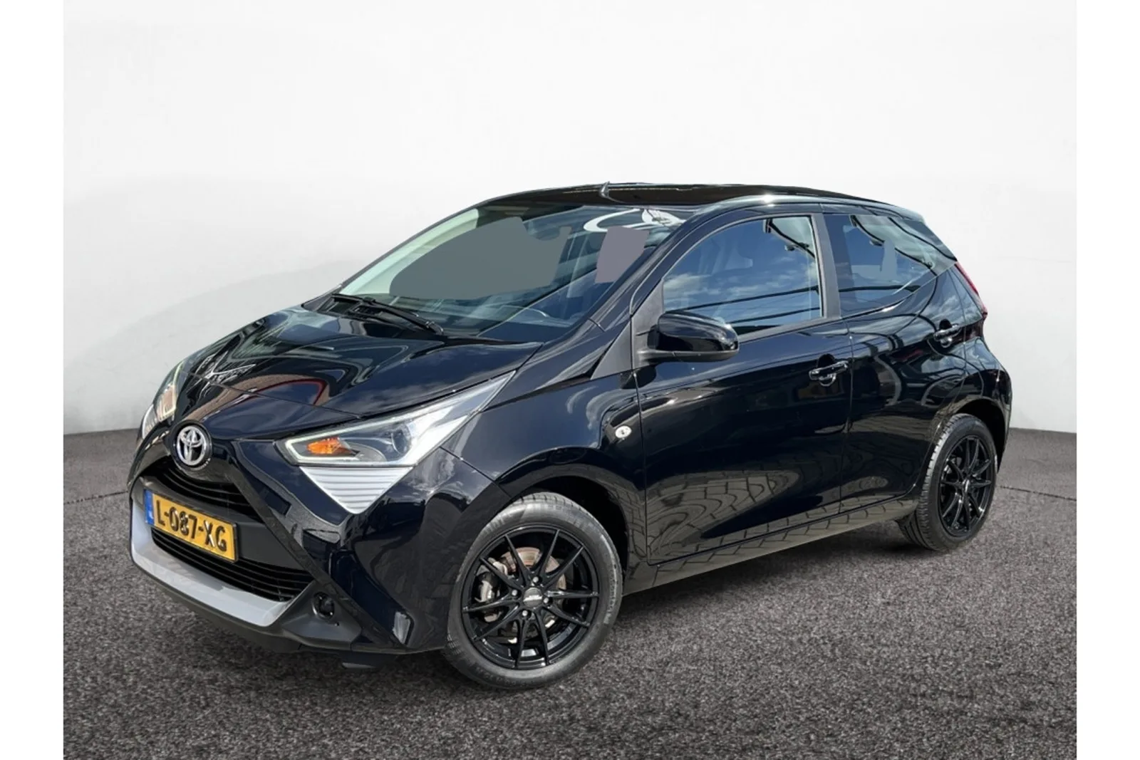 Toyota Aygo (2021) — foto 1