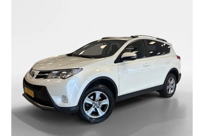 Toyota RAV4 (2015)