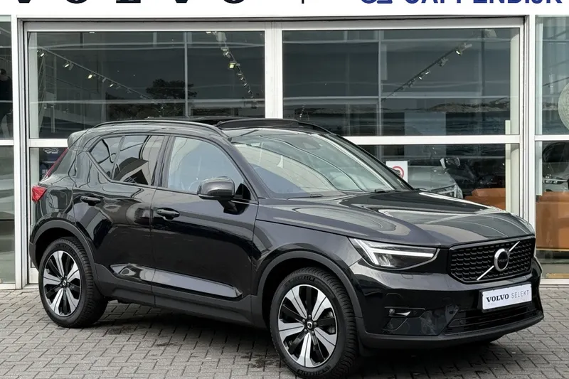 Volvo XC40 (2022)