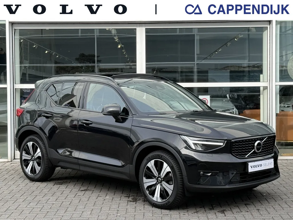 Volvo XC40 (2022) — foto 1