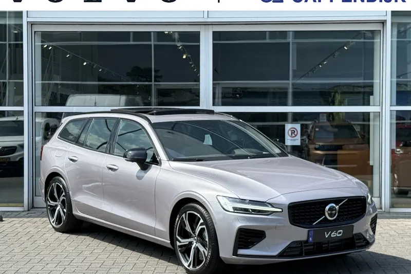 Volvo V60 (2025)