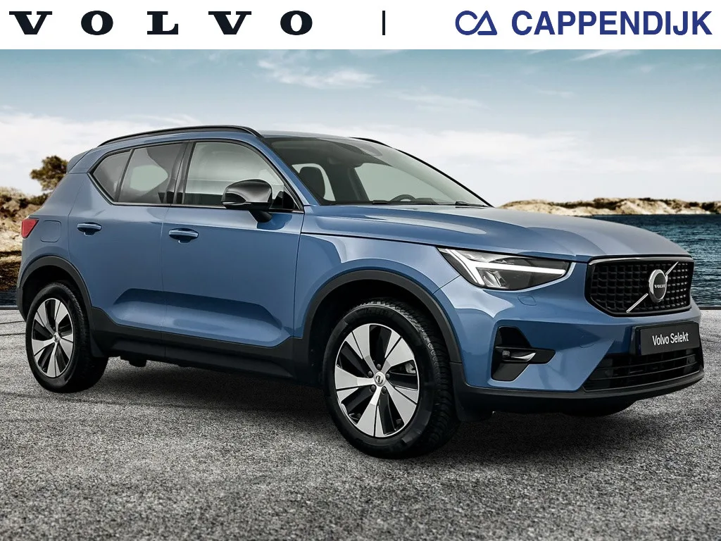 Volvo XC40 (2023) — foto 1