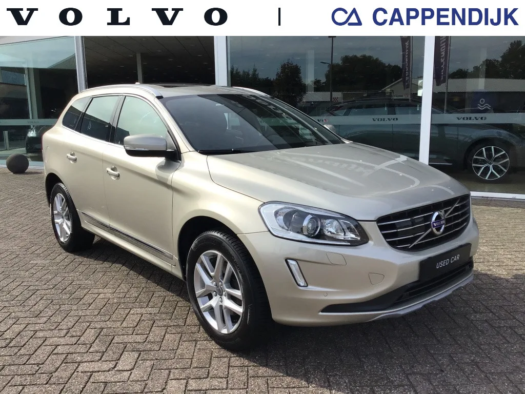 Volvo XC60 (2017) — foto 1